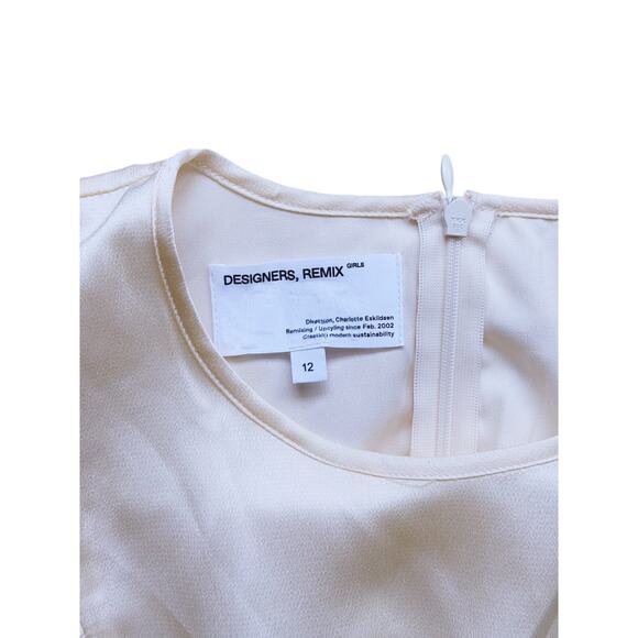 Designers Remix Girls Ruffled Cream Blouse Smocked Bodice Kids Size 12 Preppy - Picture 3 of 5